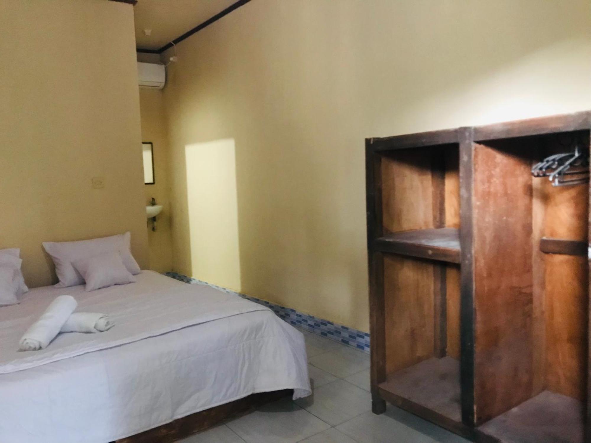 Kampung Homestay Kuta  Bagian luar foto